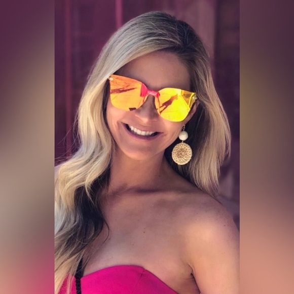 PRIVÉ REVAUX Gold Mirrored Sunglasses​ - Picture 3 of 11